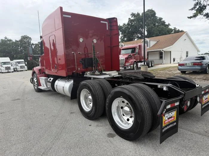 2023 Peterbilt 579 — photo 7