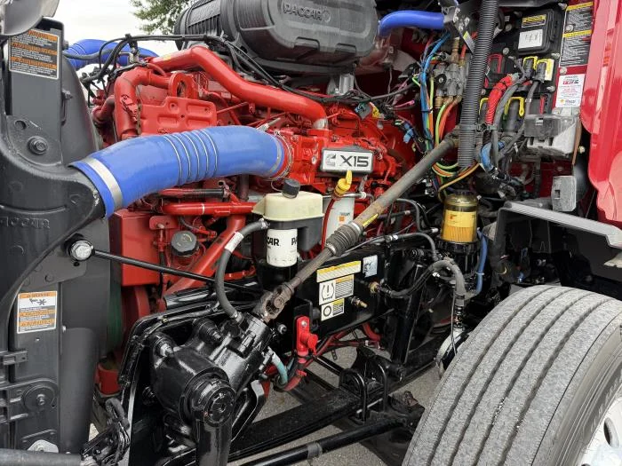 2023 Peterbilt 579 — photo 11