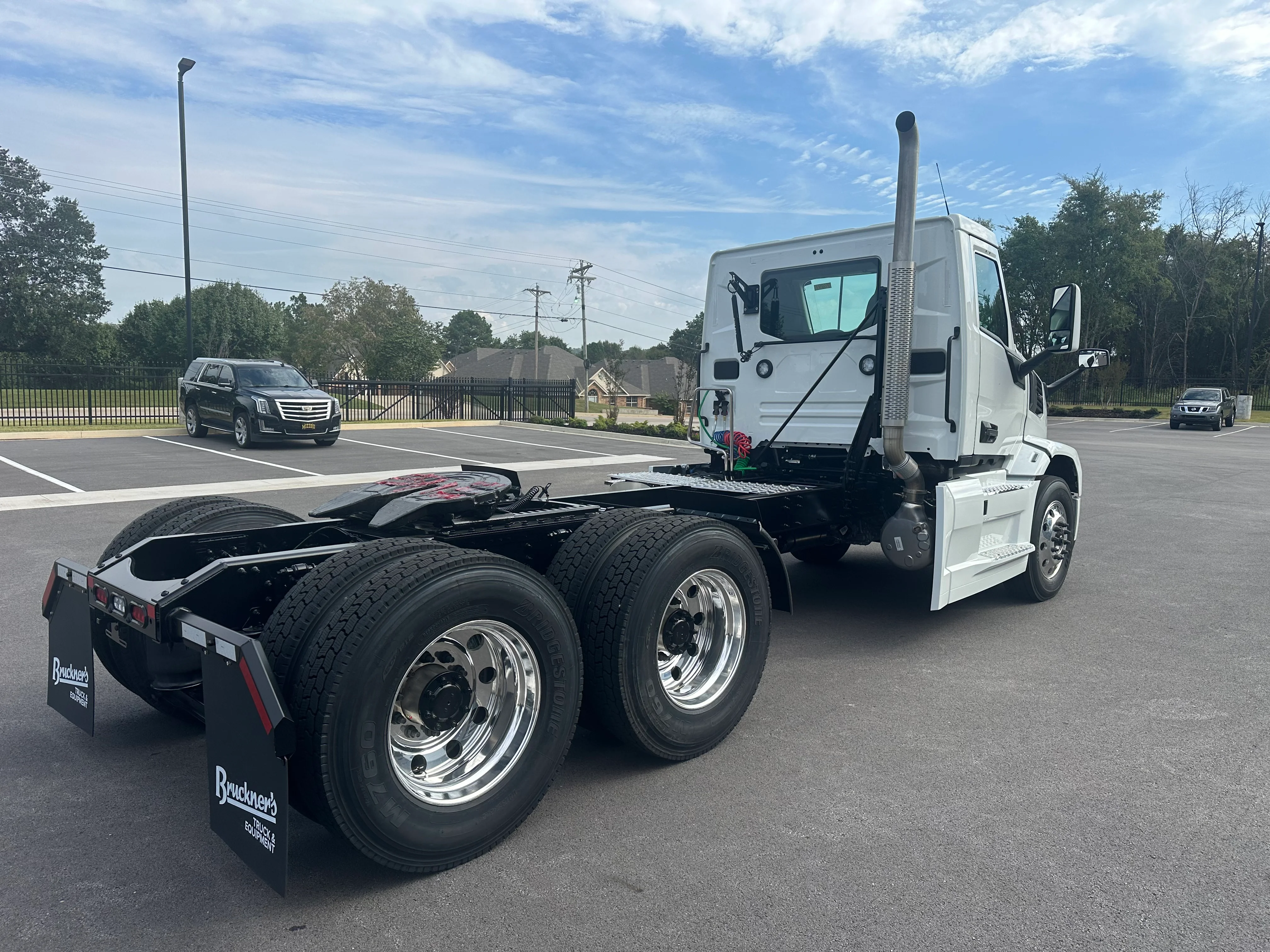 2026 Mack Pinnacle in Van Buren, AR — photo 3