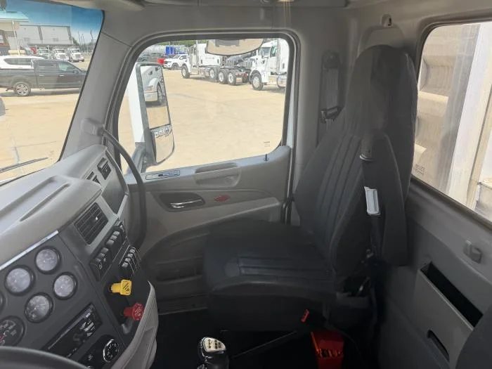 2019 Peterbilt 579 — photo 29