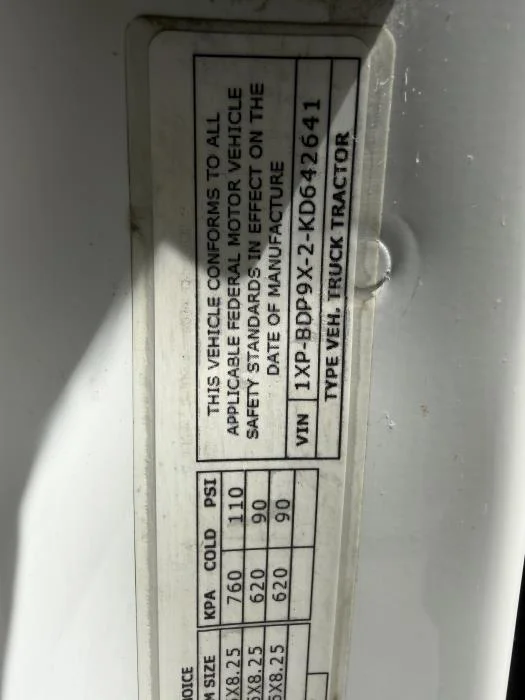 2019 Peterbilt 579 — photo 31