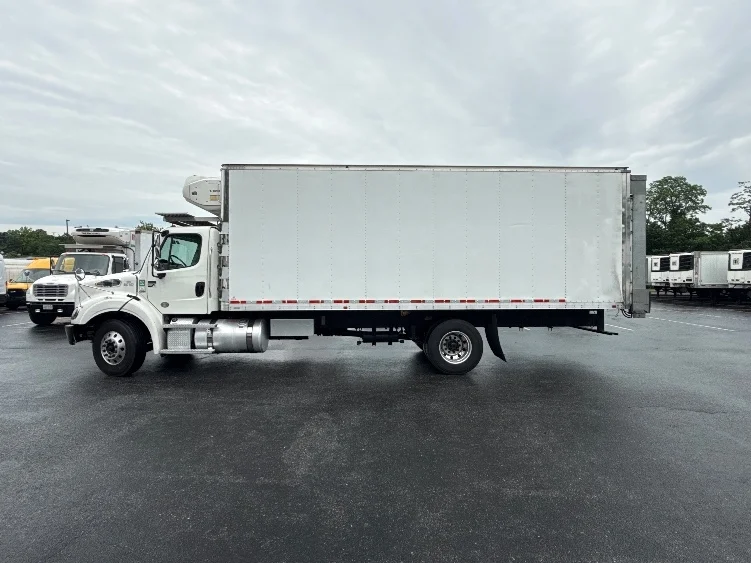 2022 Freightliner M2 112 in Jessup, MD — photo 4
