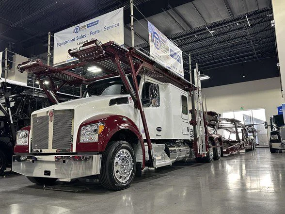 2025 Kenworth T880 in Portland, OR