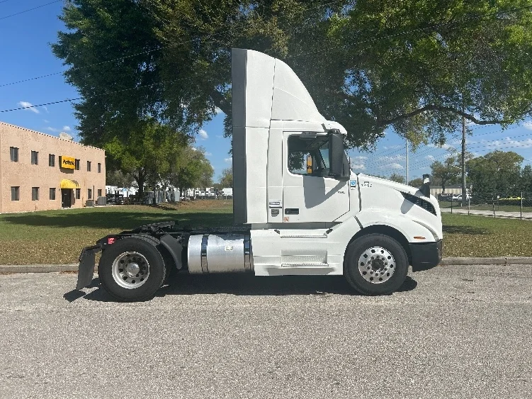 2019 Volvo in Ocala, FL — photo 8