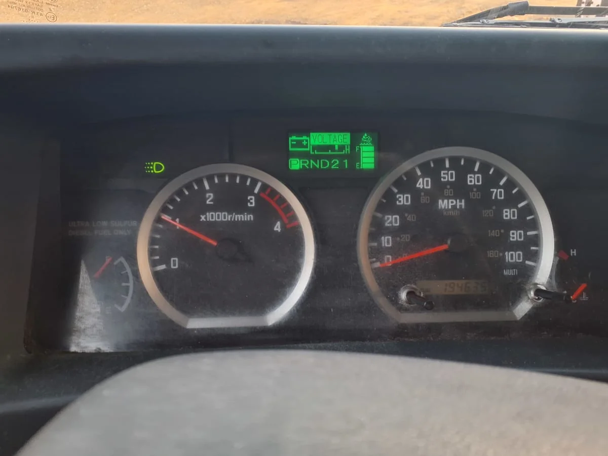 2017 Isuzu NRR - image 10