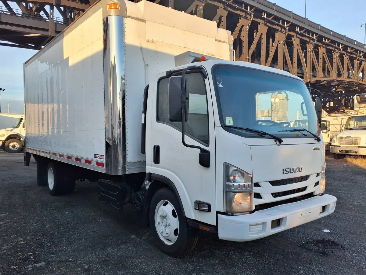 2017 Isuzu NRR in Newark, NJ