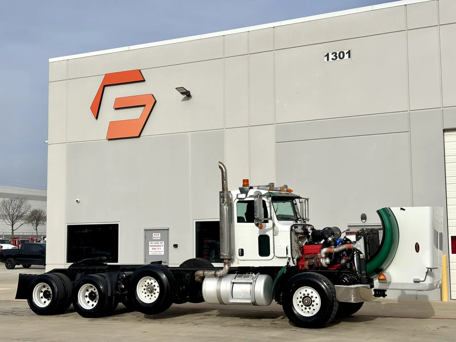2009 Peterbilt 367 in Hutchins, TX — photo 9