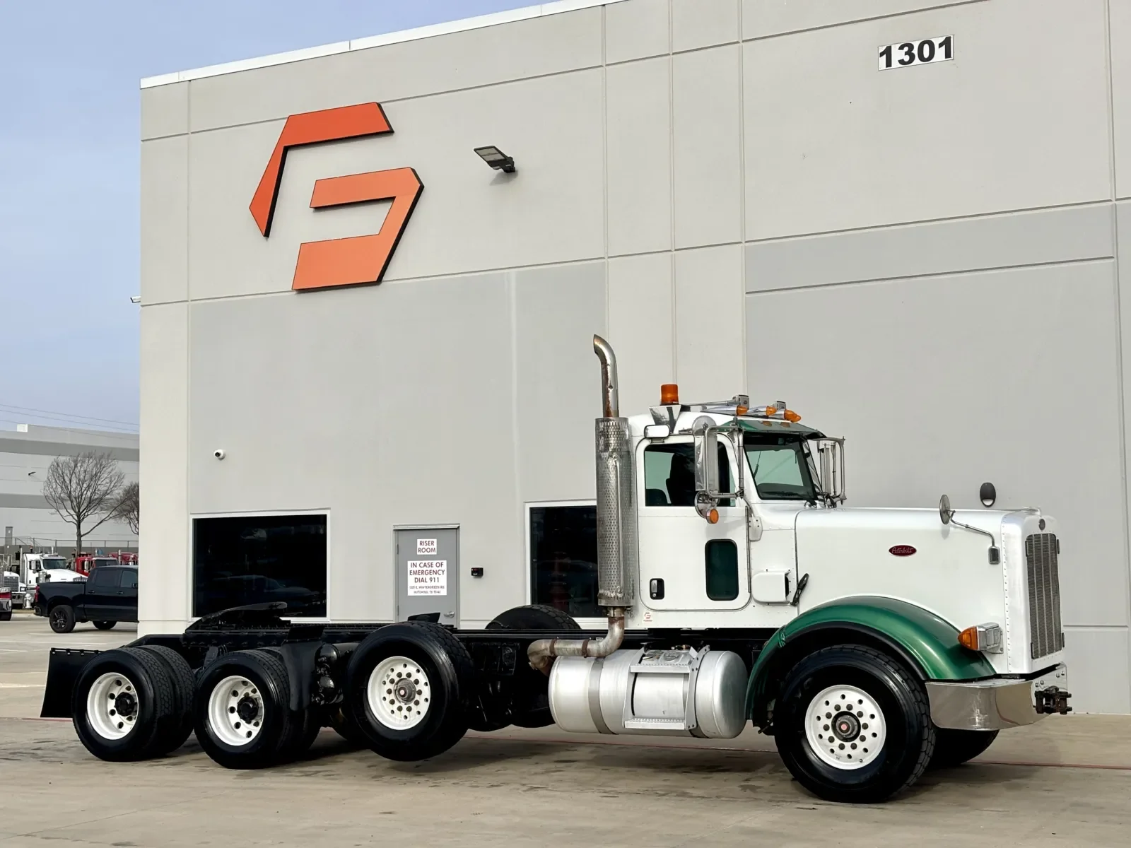 2009 Peterbilt 367 in Hutchins, TX