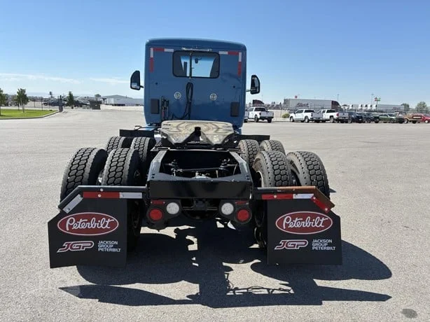 2022 Peterbilt 579 in Idaho Falls, ID — photo 4