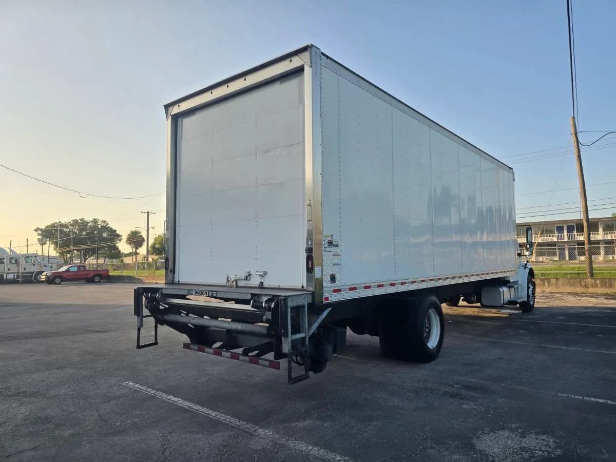 2022 Freightliner M2 106 in Tampa, FL — photo 6