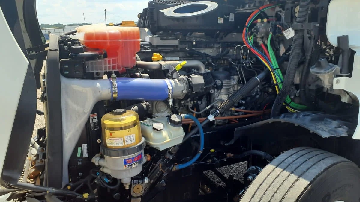 2020 Freightliner Cascadia in Birmingham, AL — photo 8