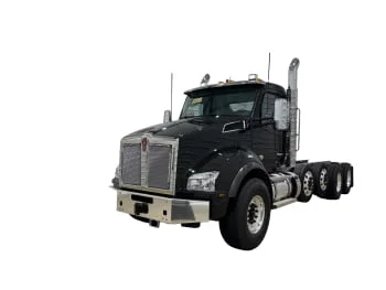 2027 Kenworth T880