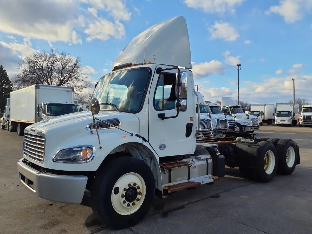 2022 Freightliner M2 106 in Oak Creek, WI