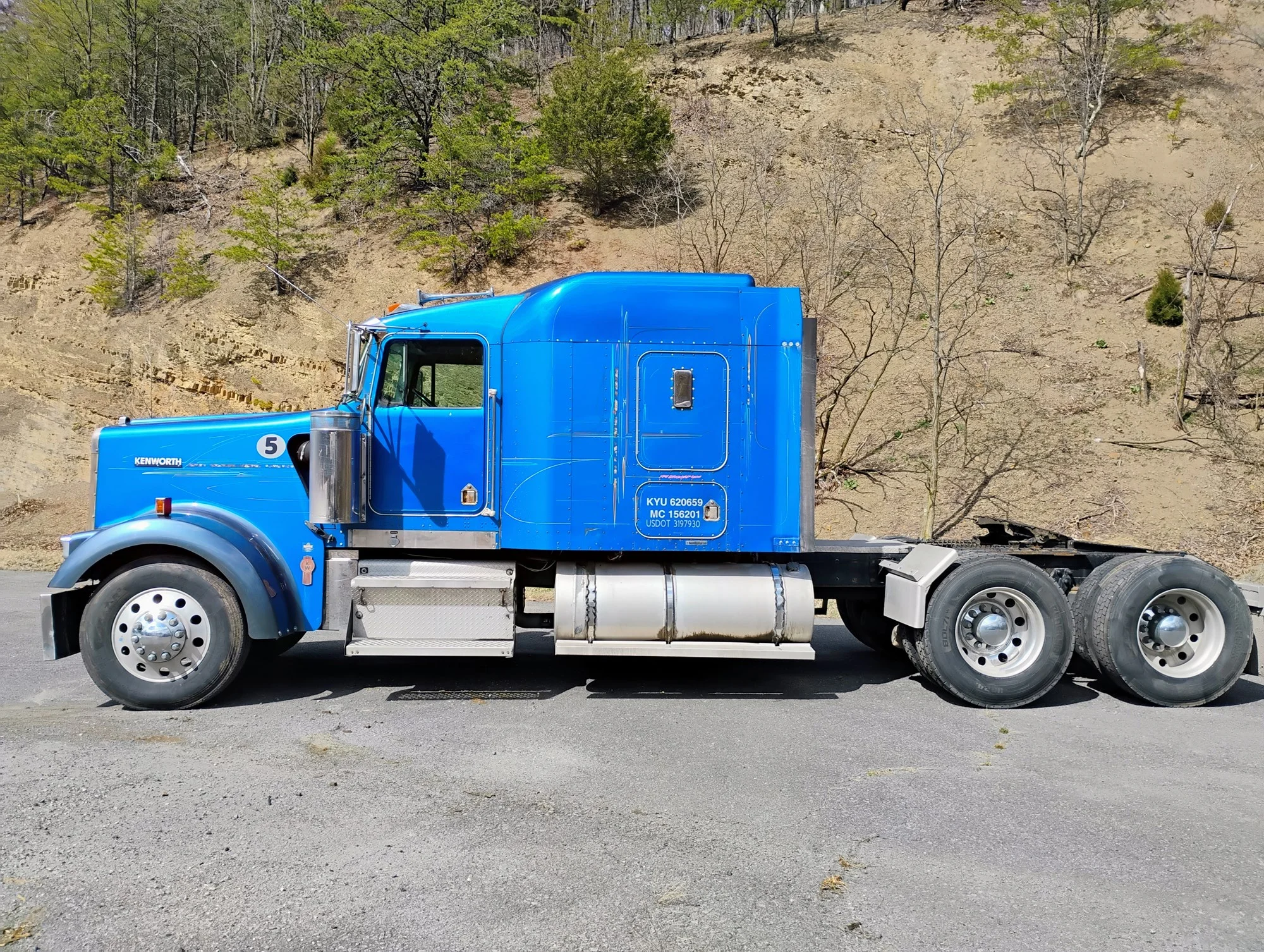 1999 Kenworth W900 - image 4