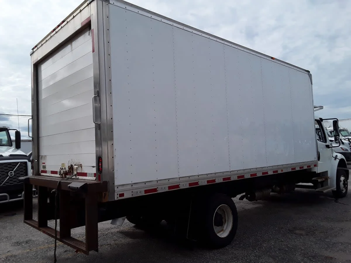 2020 Freightliner M2 106 in Salisbury, MA — photo 4