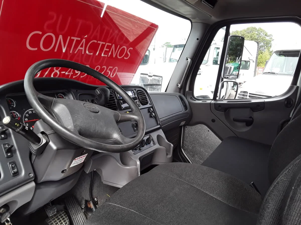 2020 Freightliner M2 106 in Salisbury, MA — photo 8