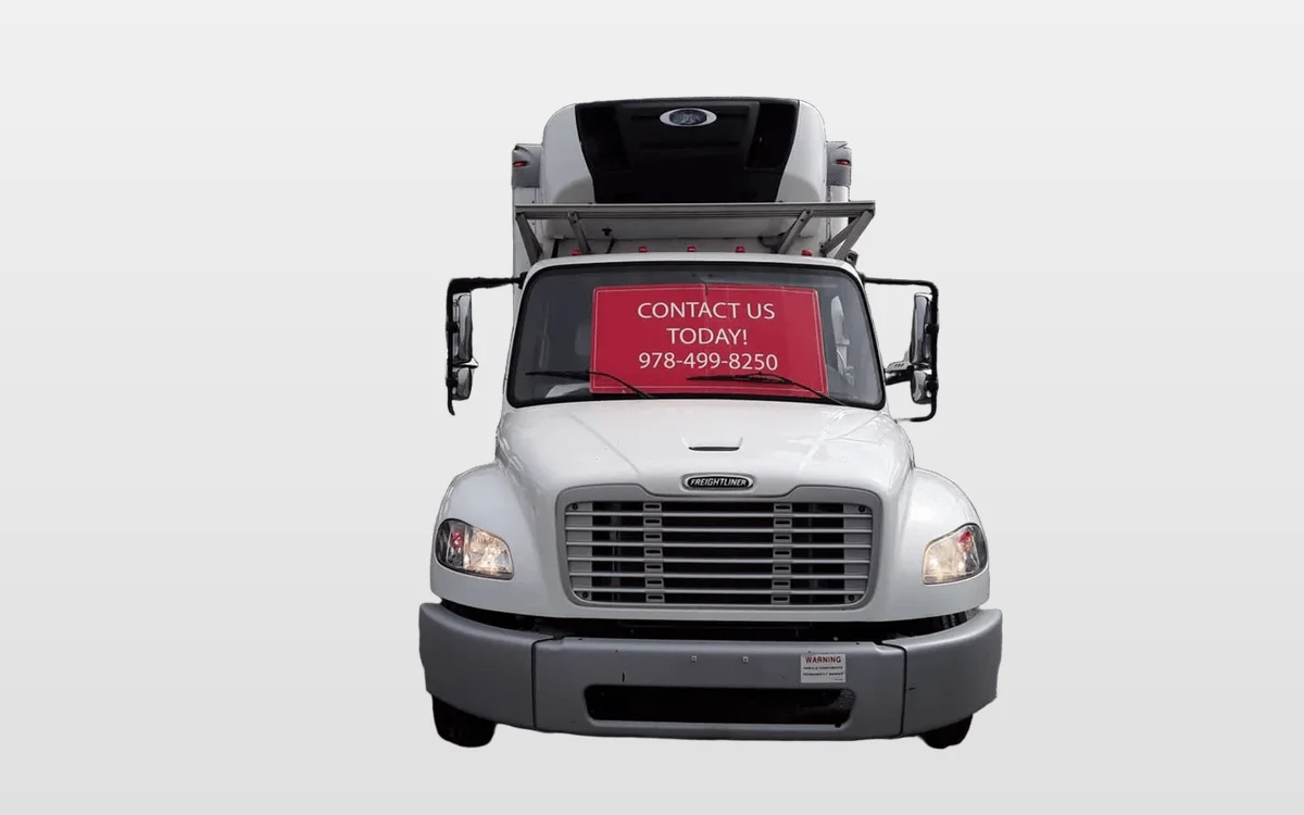 2020 Freightliner M2 106 - image 1