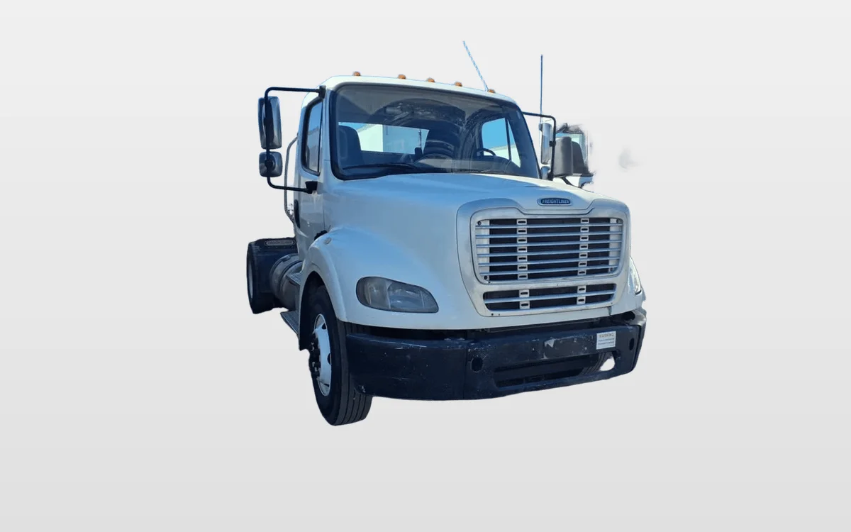 2019 Freightliner M2 112 - image 1