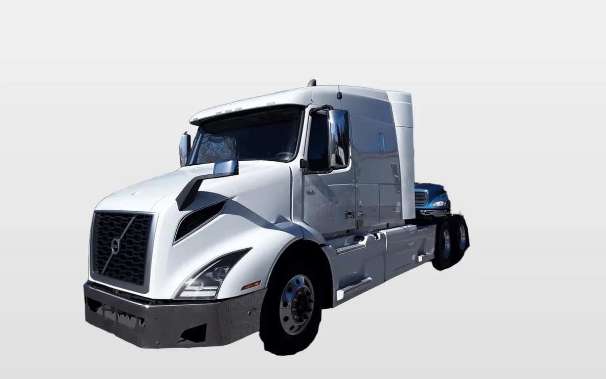2020 Volvo VNR 640 - image 1