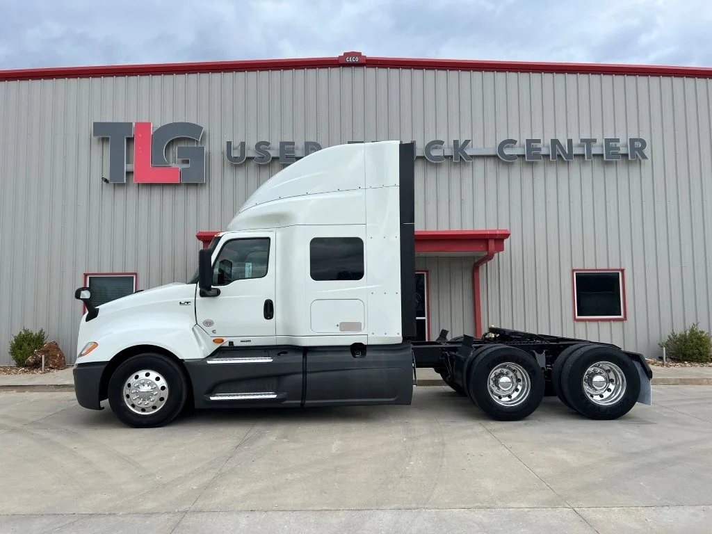 2022 International LT - image 5