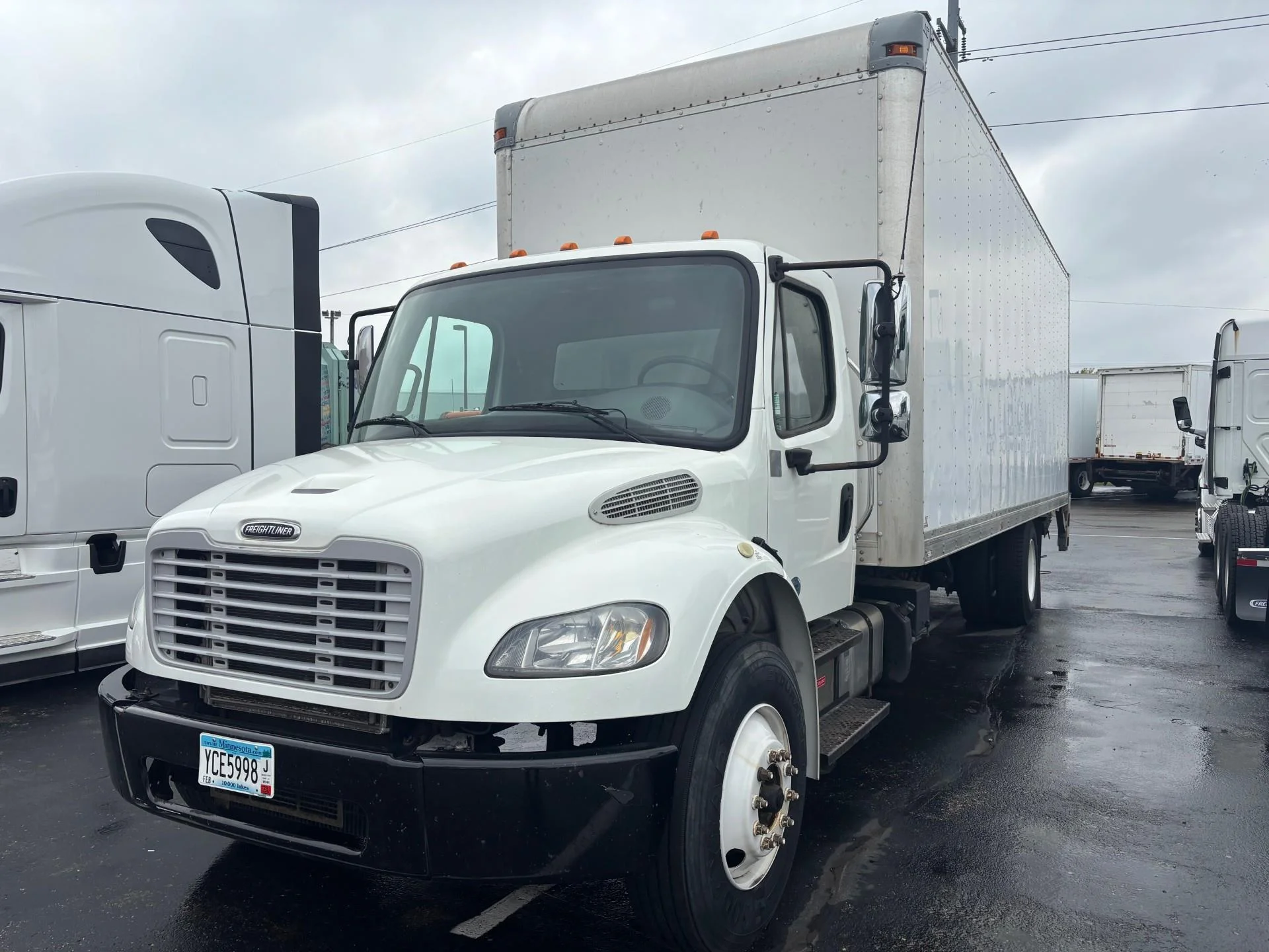 2017 Freightliner M2 106 in Inver Grove Heights, MN