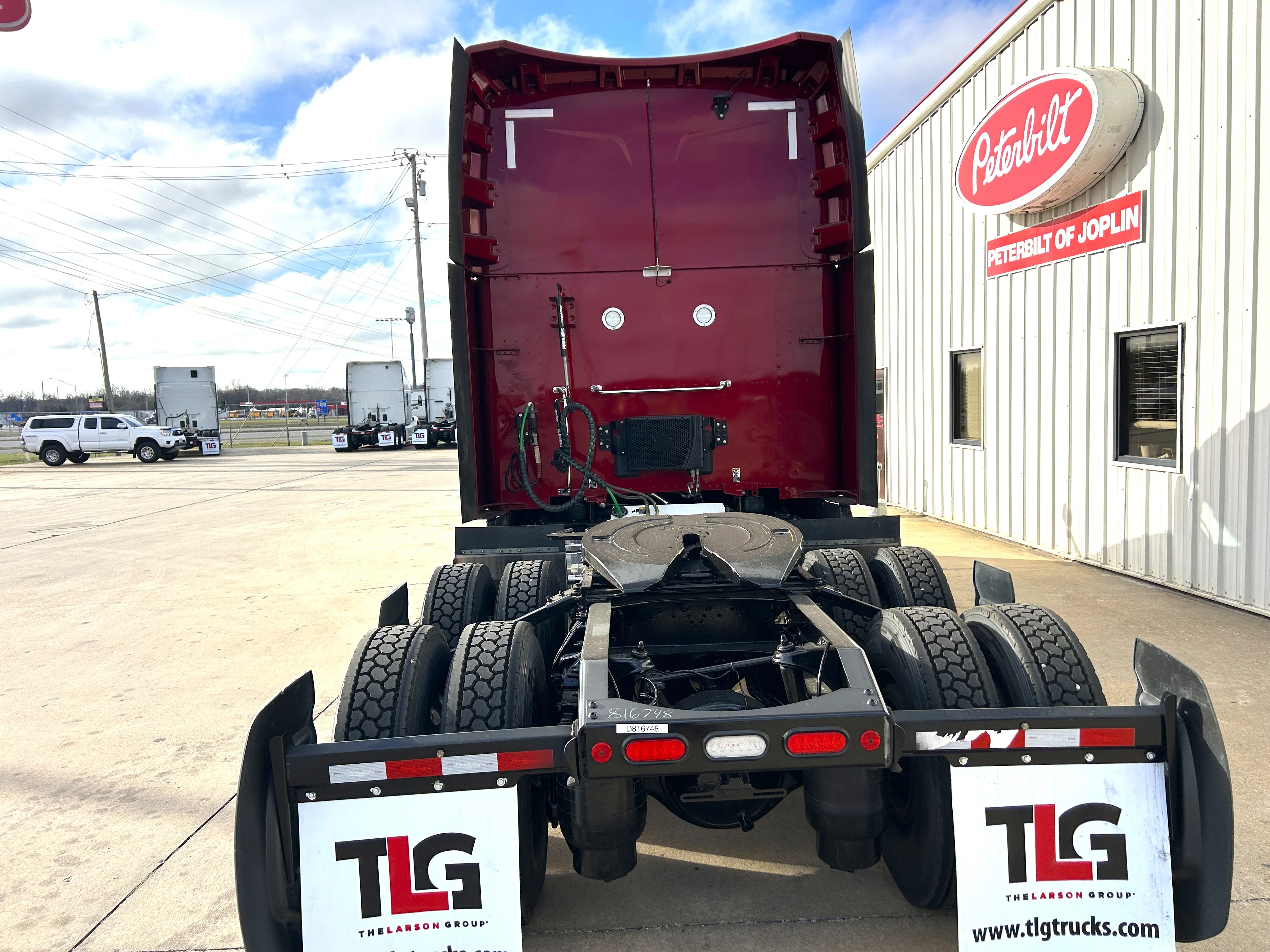 2023 Peterbilt 579 - image 6