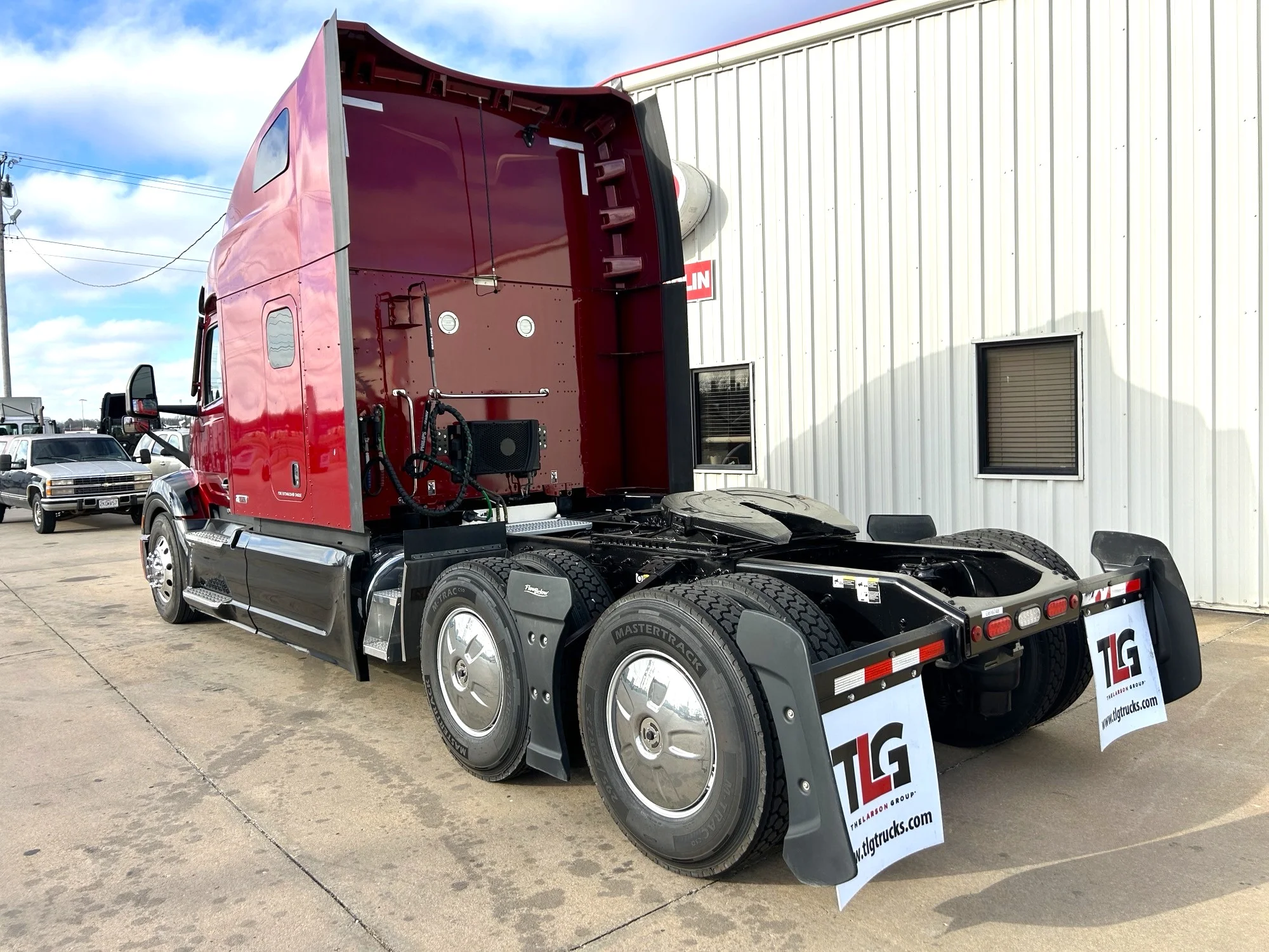 2023 Peterbilt 579 - image 5