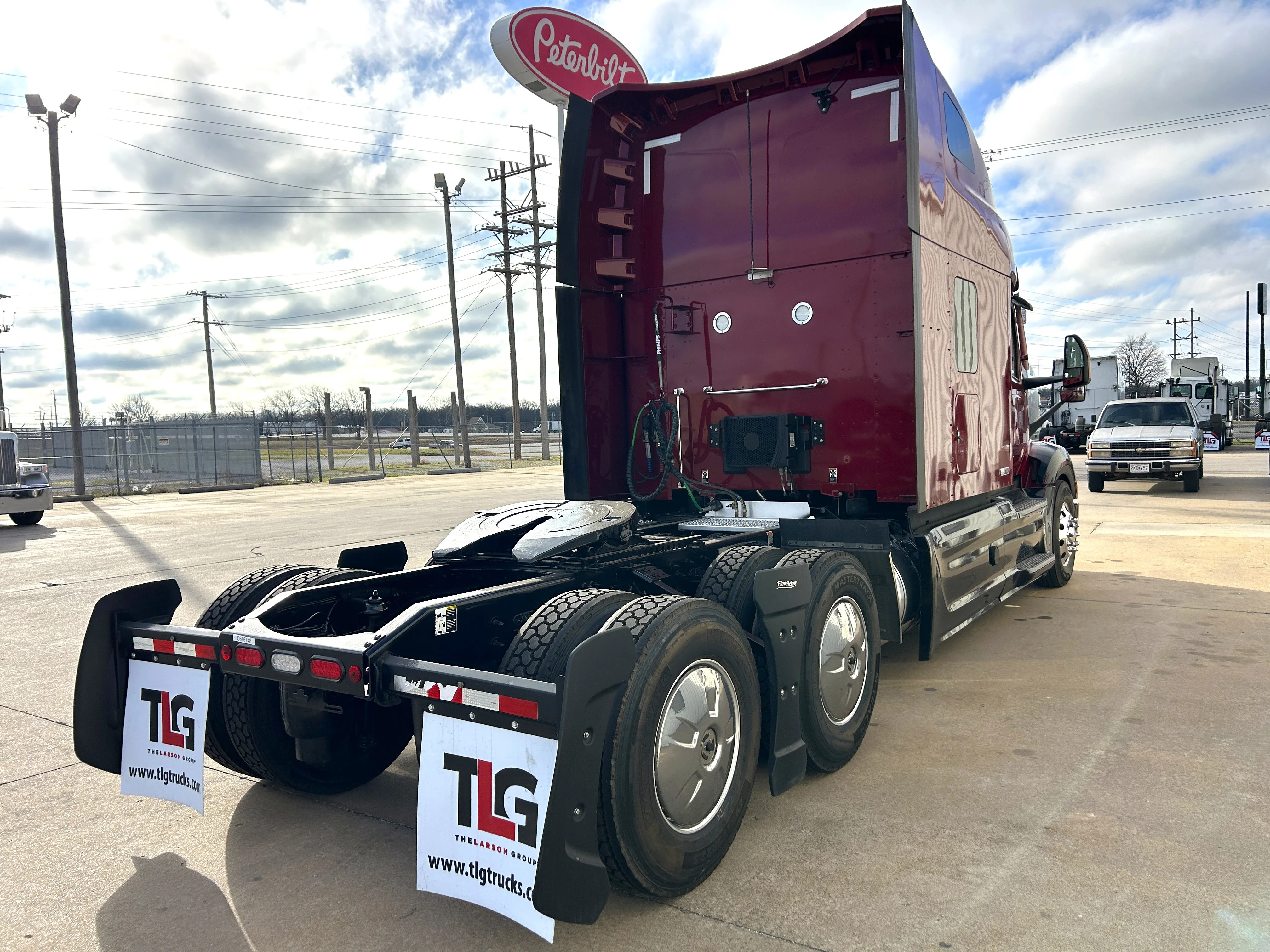 2023 Peterbilt 579 - image 7