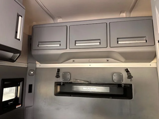 2024 Mack Pinnacle - image 16