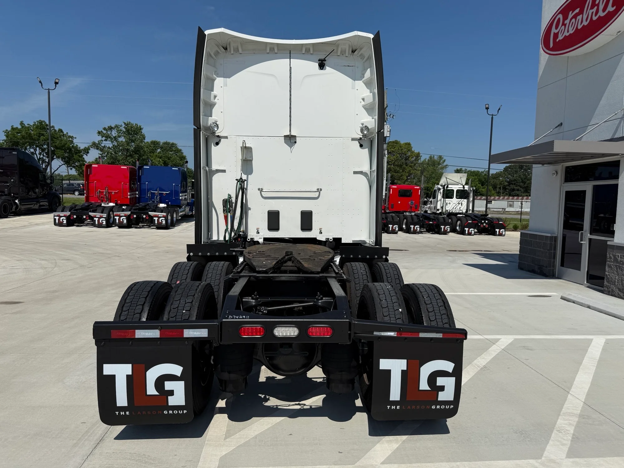 2021 Peterbilt 579 in Lowell, AR — photo 4