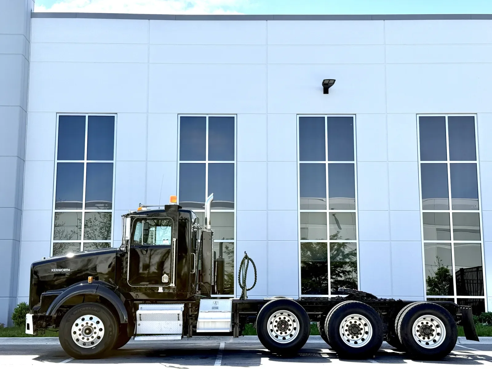 1998 Kenworth T800 in New Lenox, IL — photo 4