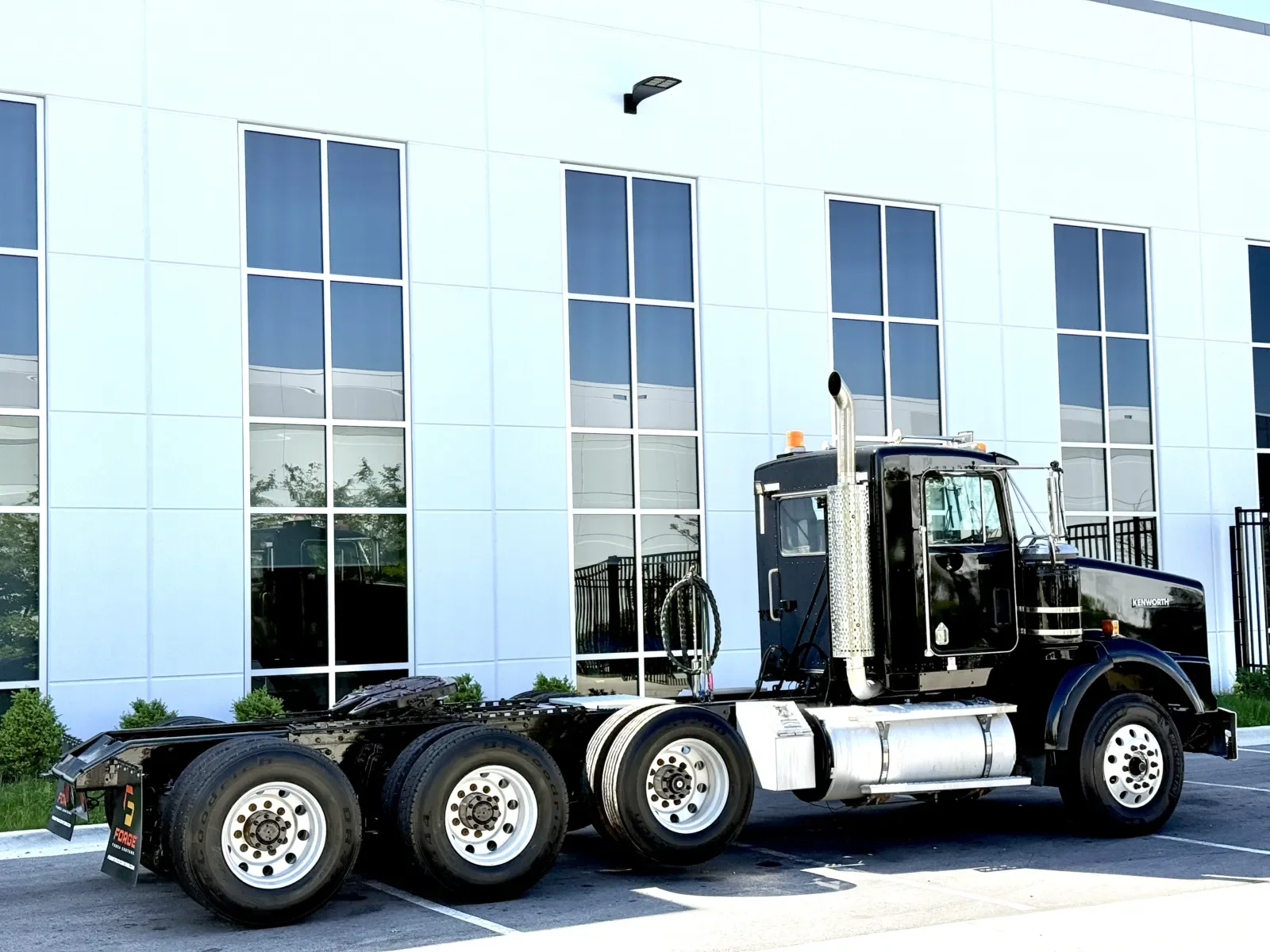 1998 Kenworth T800 in New Lenox, IL — photo 5