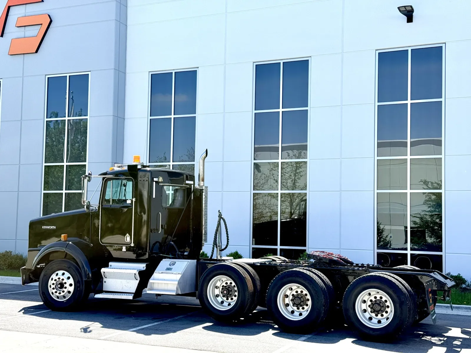 1998 Kenworth T800 in New Lenox, IL — photo 6
