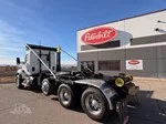 2017 Kenworth T880 - image 29