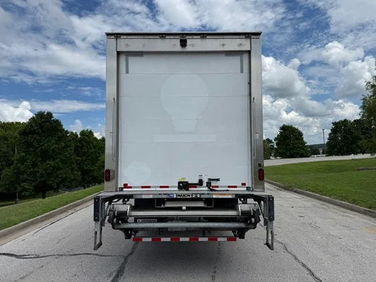 2023 Kenworth T380 in Springfield, MO — photo 13