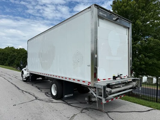 2023 Kenworth T380 in Springfield, MO — photo 12