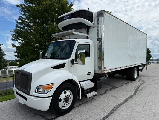 2023 Kenworth T380 in Springfield, MO — photo 7
