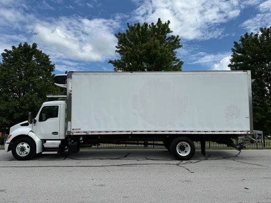 2023 Kenworth T380 in Springfield, MO — photo 9