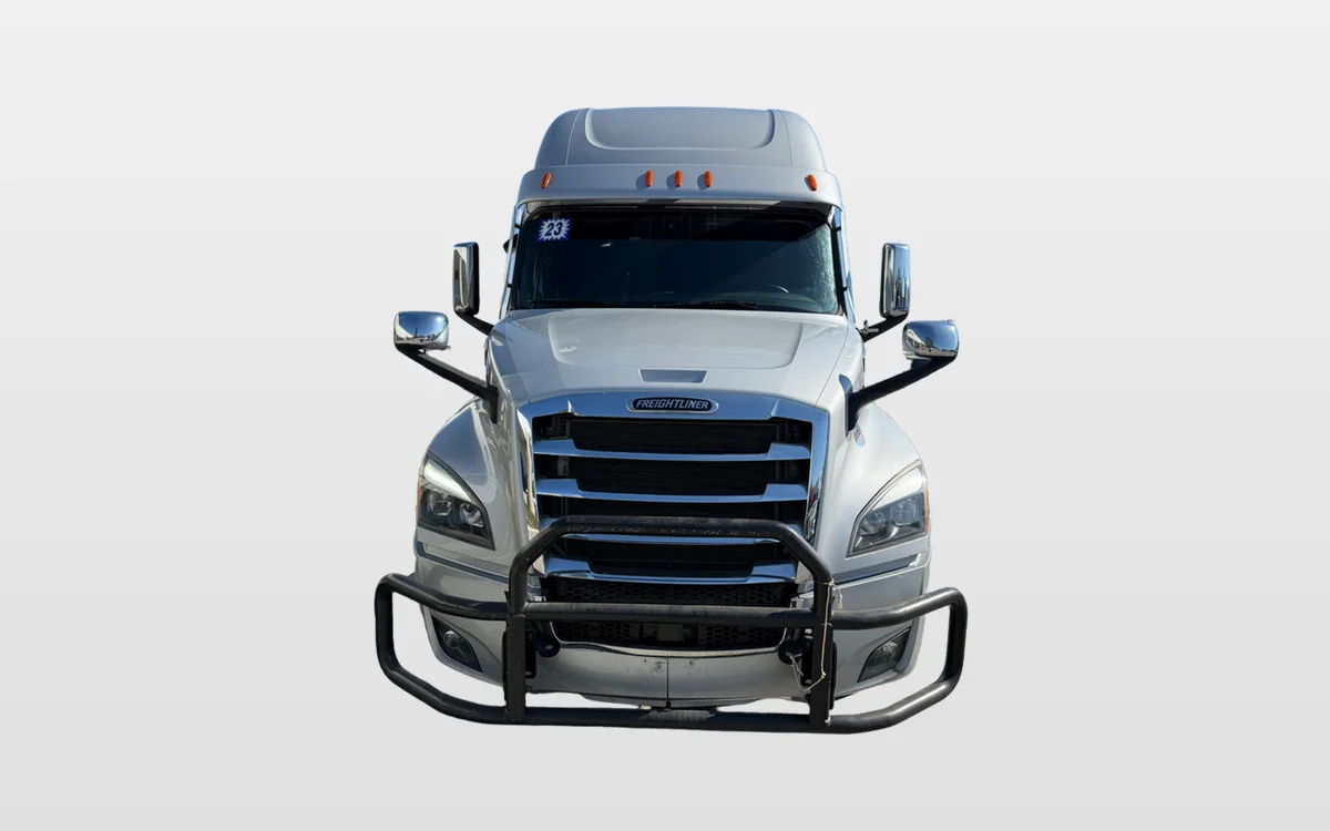2023 FREIGHTLINER CASCADIA 126SLP - image 1