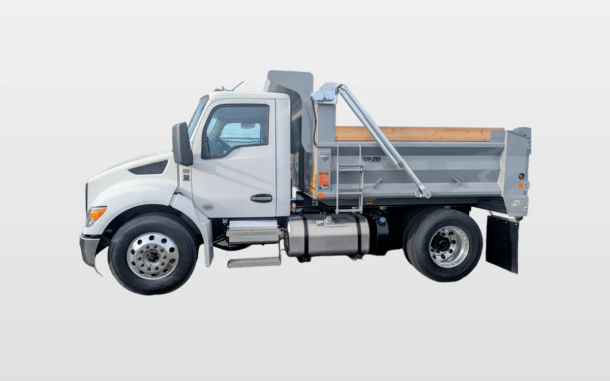 2025 Kenworth - image 1