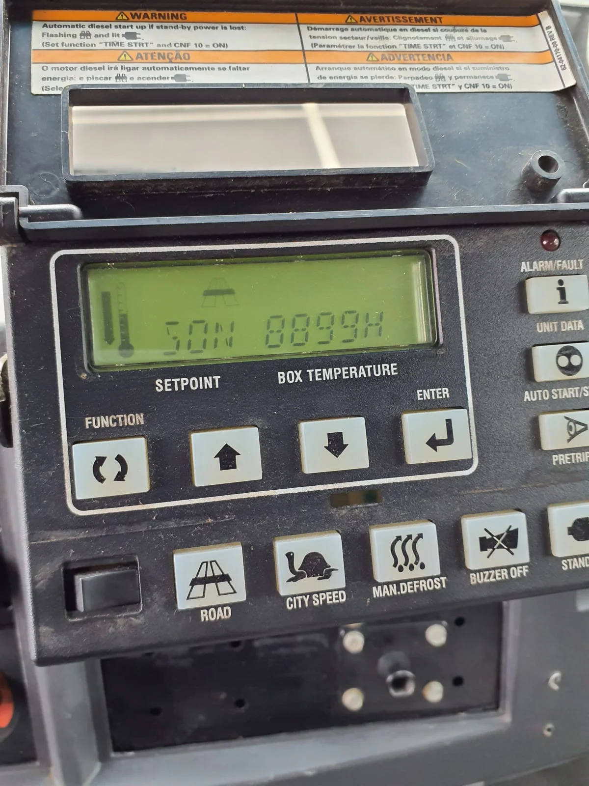 2017 Isuzu NPR - image 13