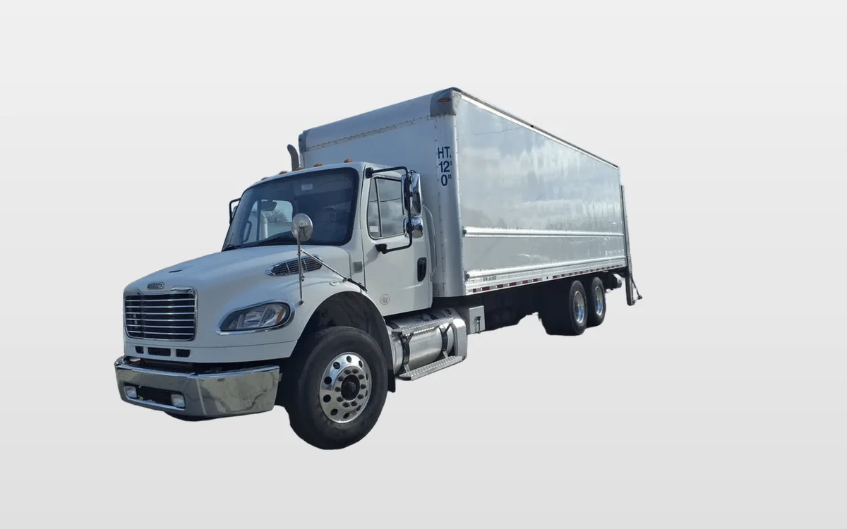 2020 Freightliner M2 106 - image 1