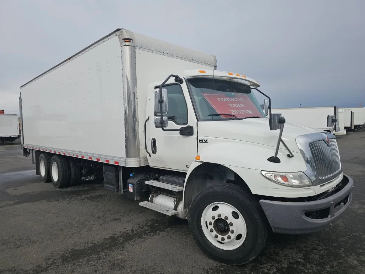 2020 International MV - image 3