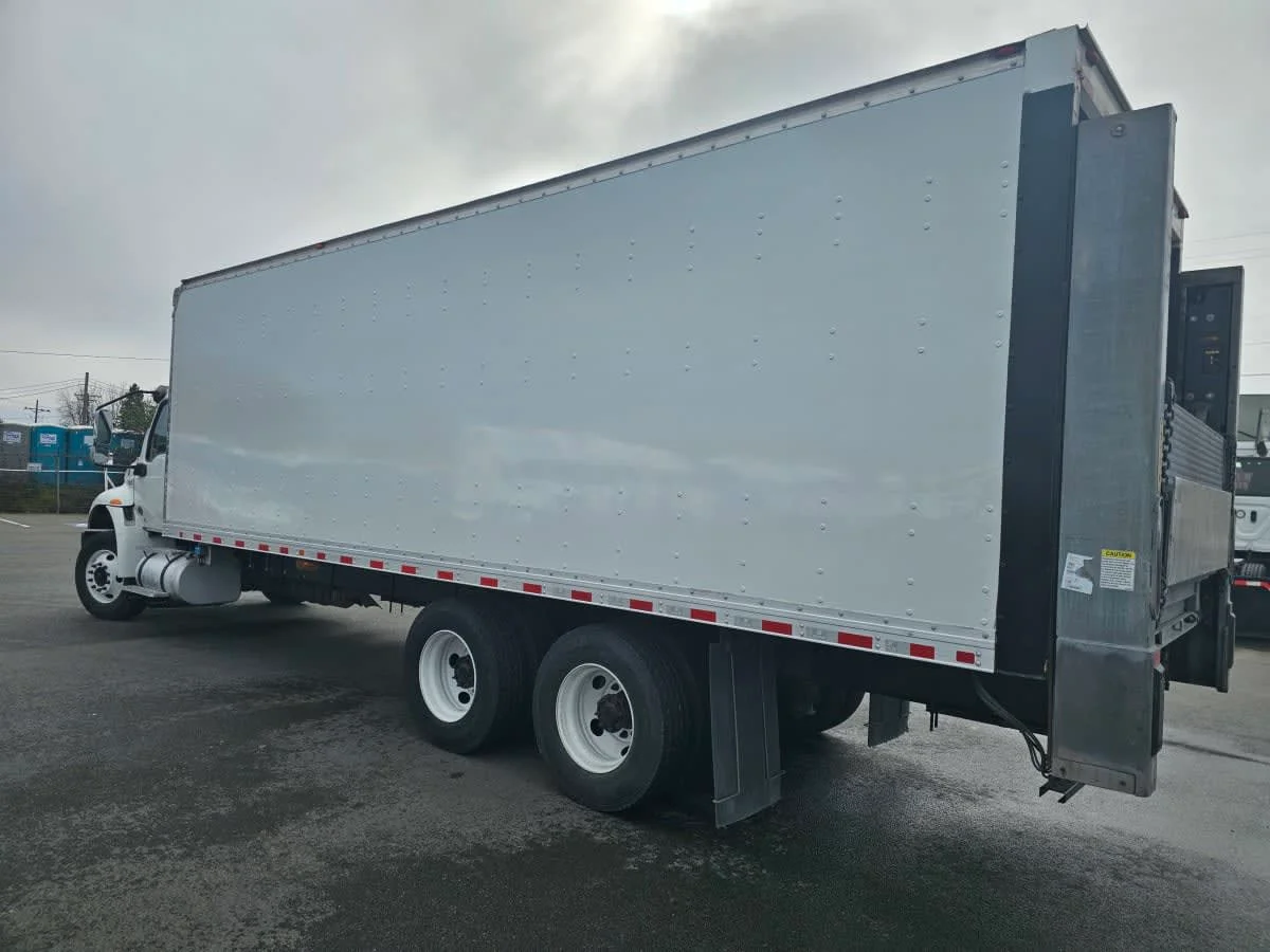 2020 International MV - image 6