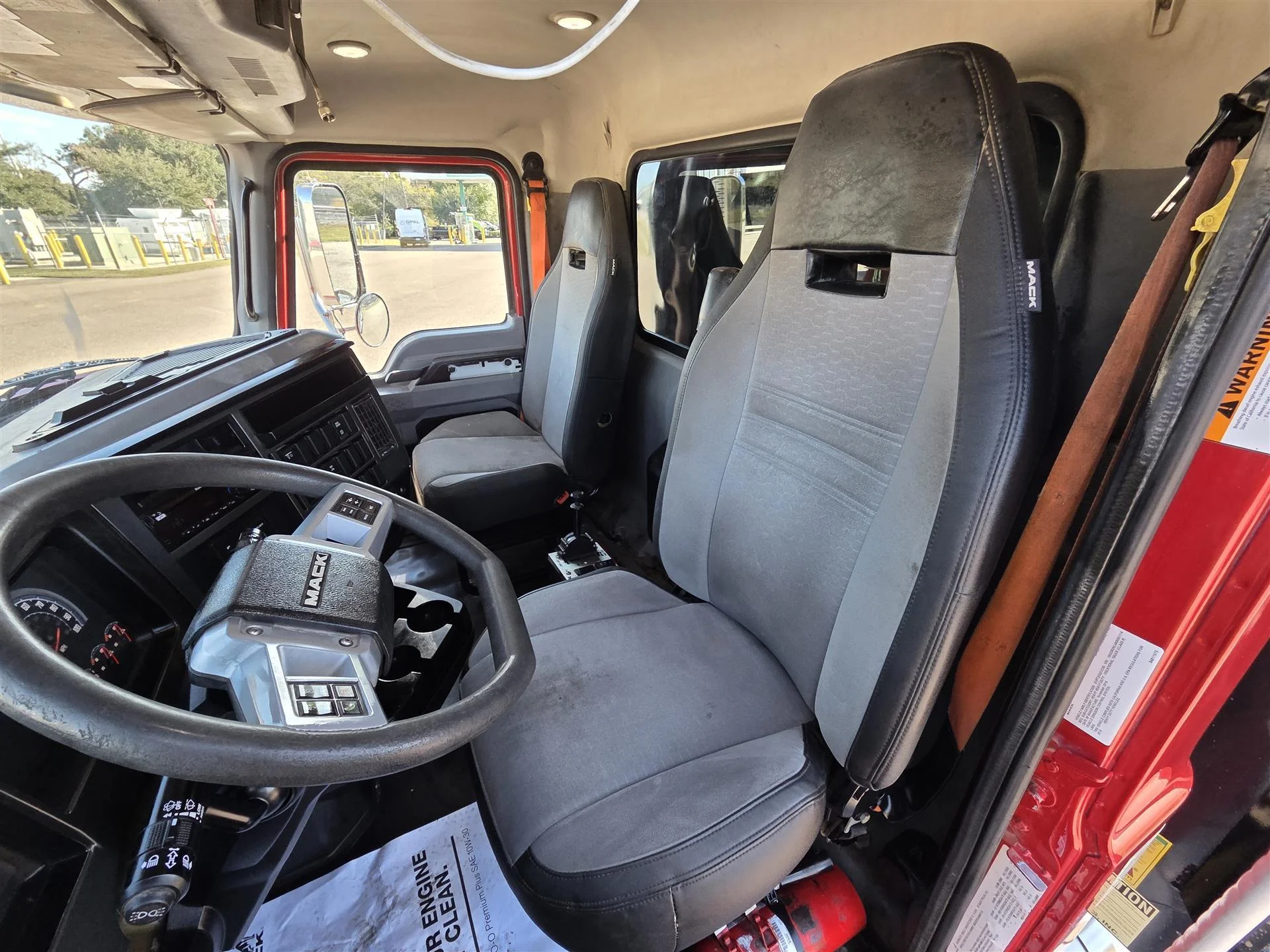 2019 Mack Granite - image 7