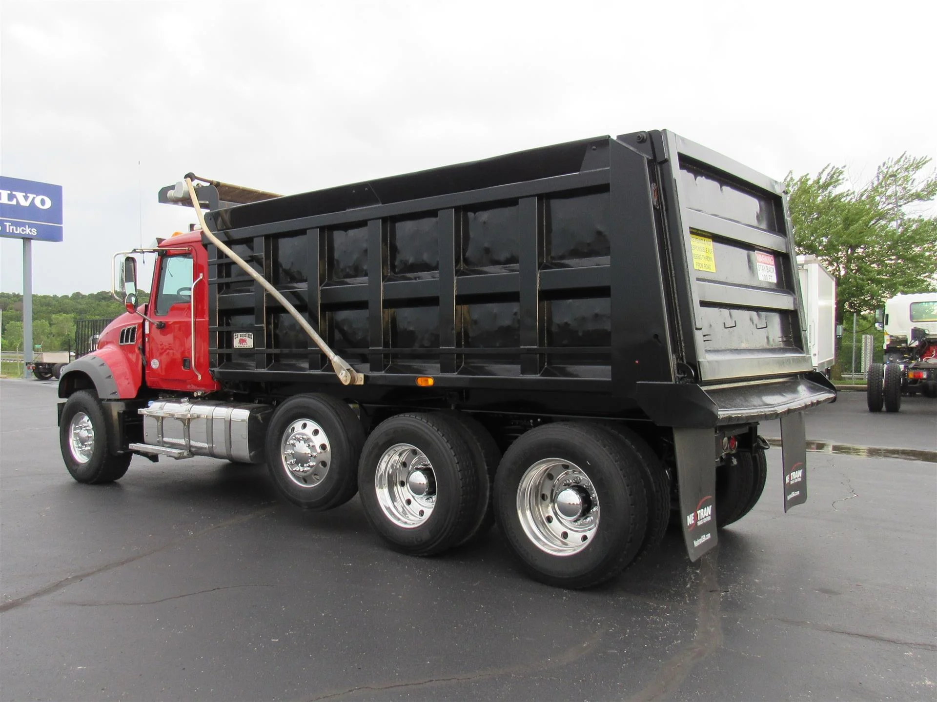 2019 Mack Granite in Kansas City, MO — photo 4