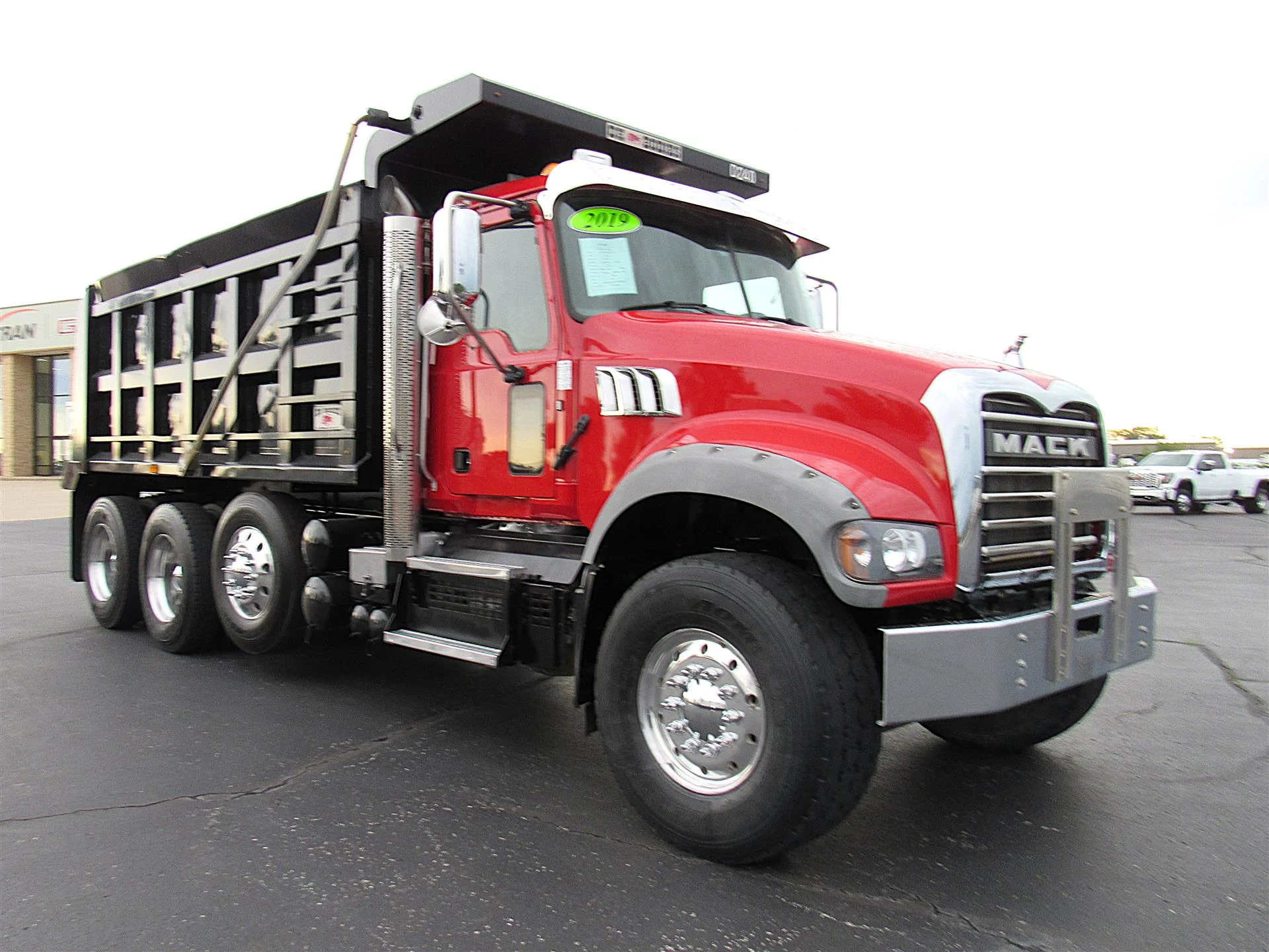 2019 Mack Granite in Kansas City, MO — photo 9
