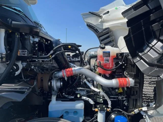 2026 International LT - image 18