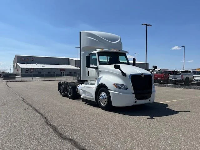 2026 International LT - image 8