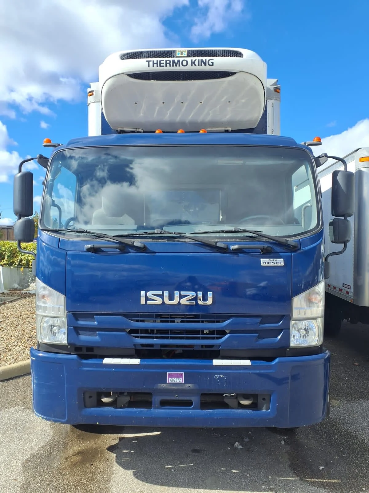 2019 Isuzu FTR - image 2